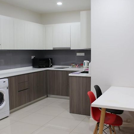Suasana Suites D'Homestay Jb Town Johor Bahru Exteriör bild