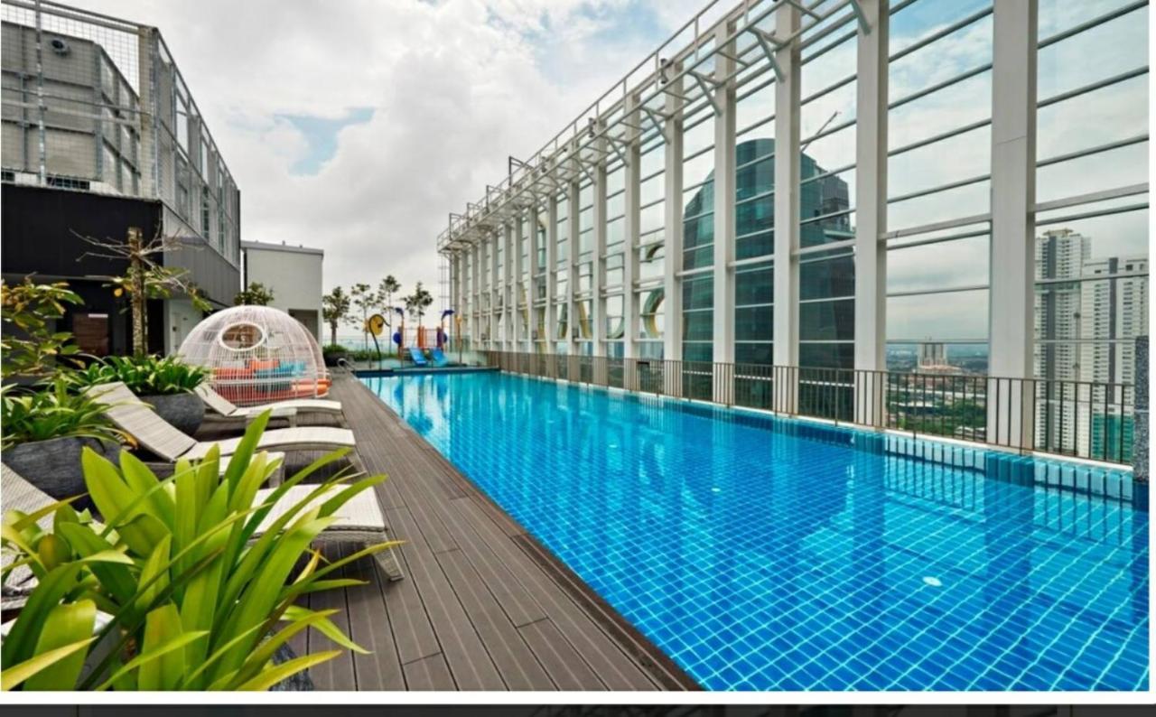Suasana Suites D'Homestay Jb Town Johor Bahru Exteriör bild