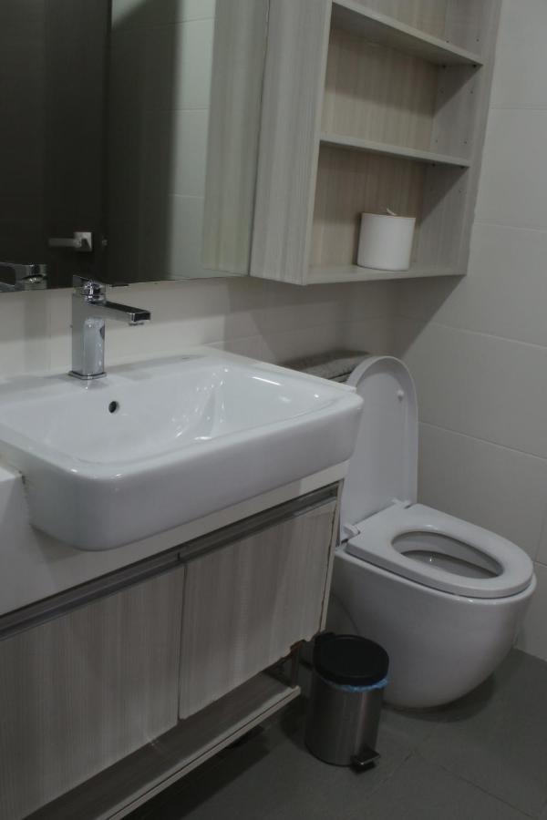 Suasana Suites D'Homestay Jb Town Johor Bahru Exteriör bild
